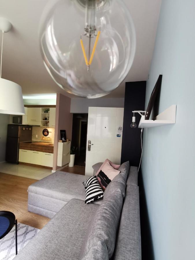 Nest Apartment Zemun Belgrado Esterno foto