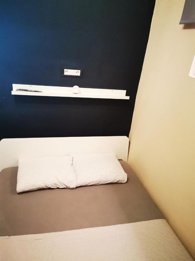 Hotel Nest Belgrado Esterno foto