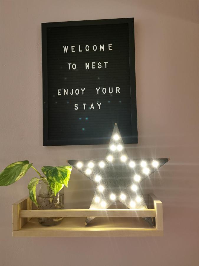 Hotel Nest Belgrado Esterno foto